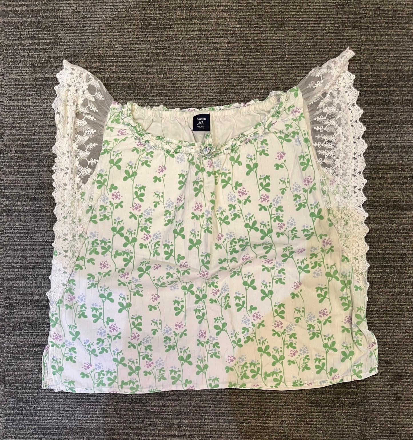 Gap Kids Top Size 6/7 yr