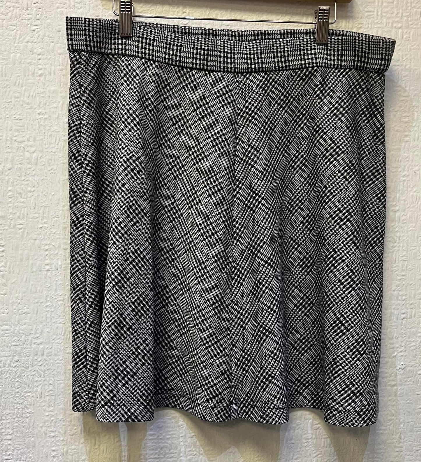 George Skirt Size 18