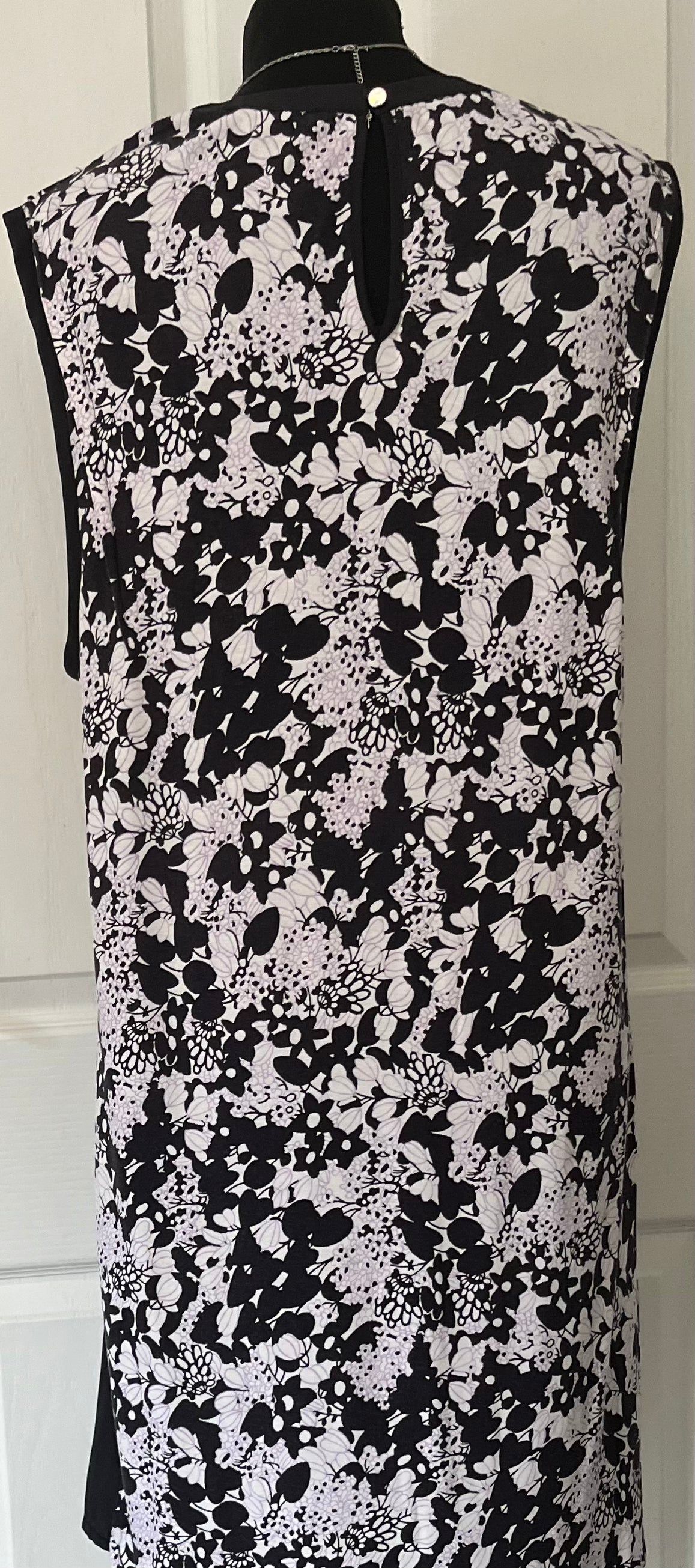 Oasis Dress Size L