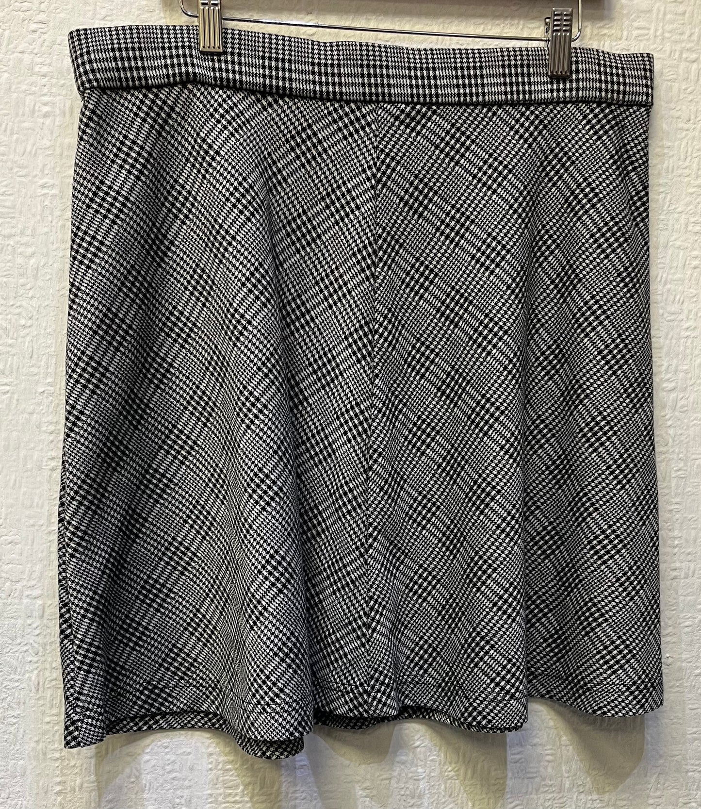 George Skirt Size 18