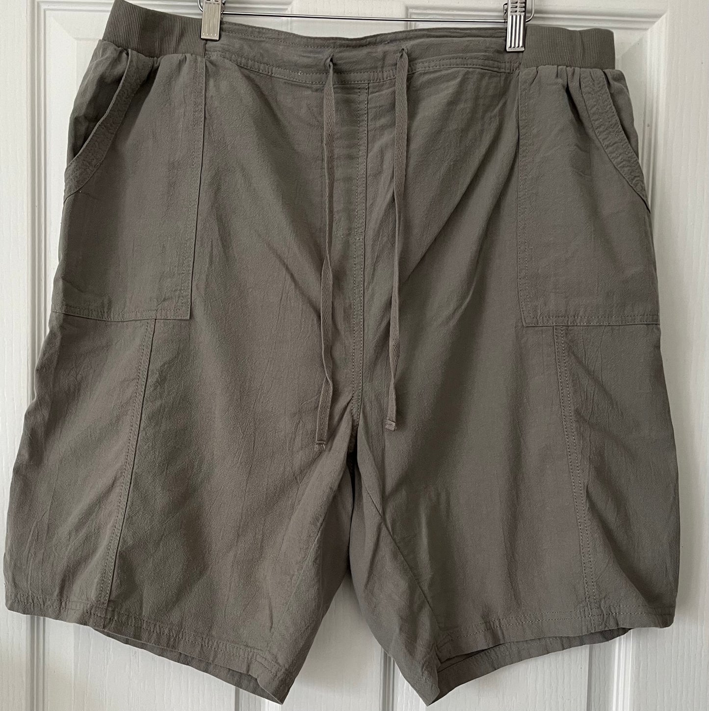 Yours Green Shorts Size 20