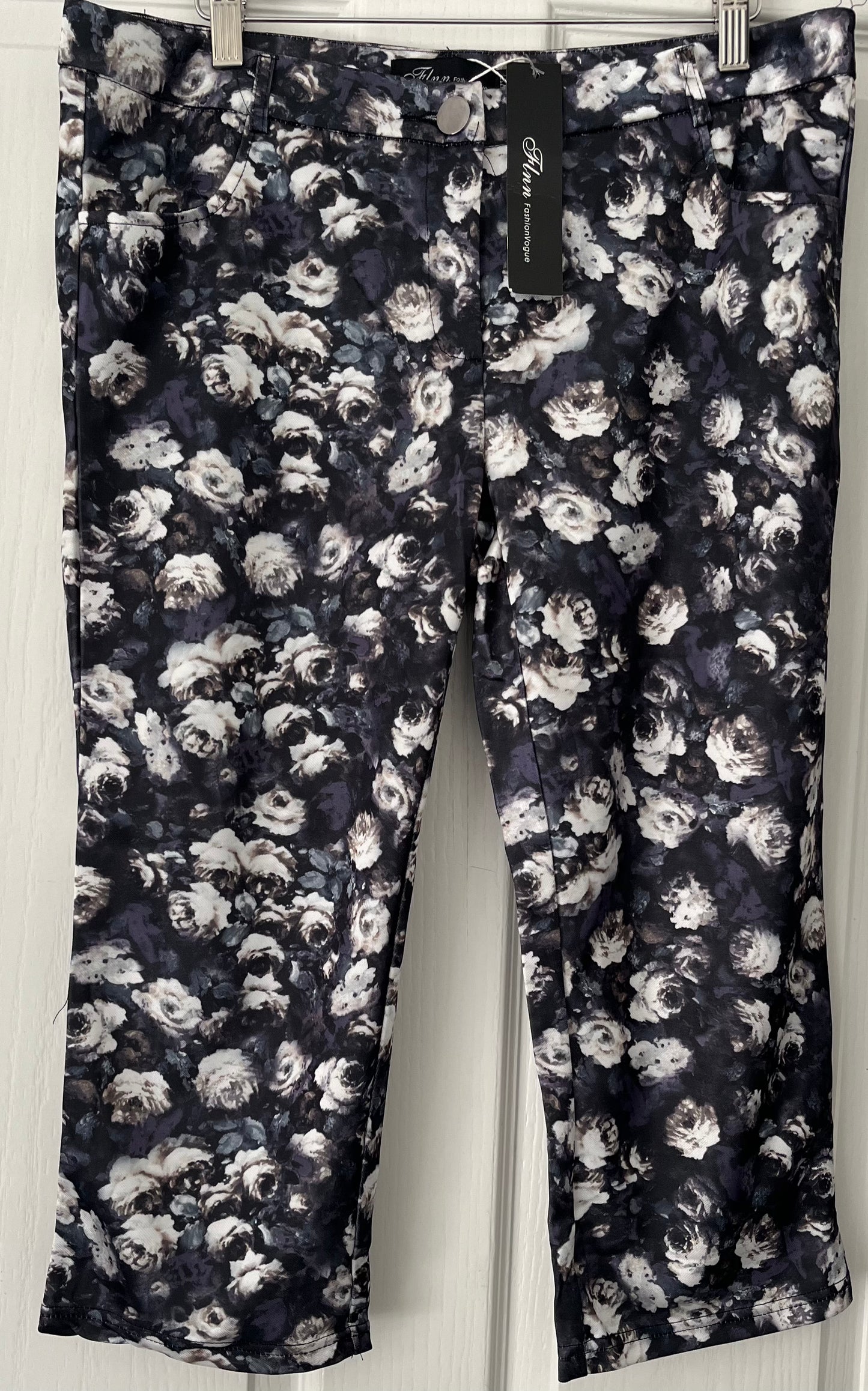 New Cropped Trousers Size 2XL