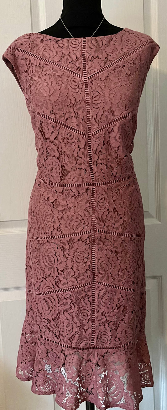 Roman Lace Dress Size 16