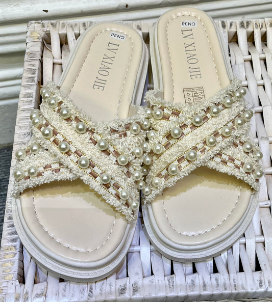 Sandals Size 5 (38)