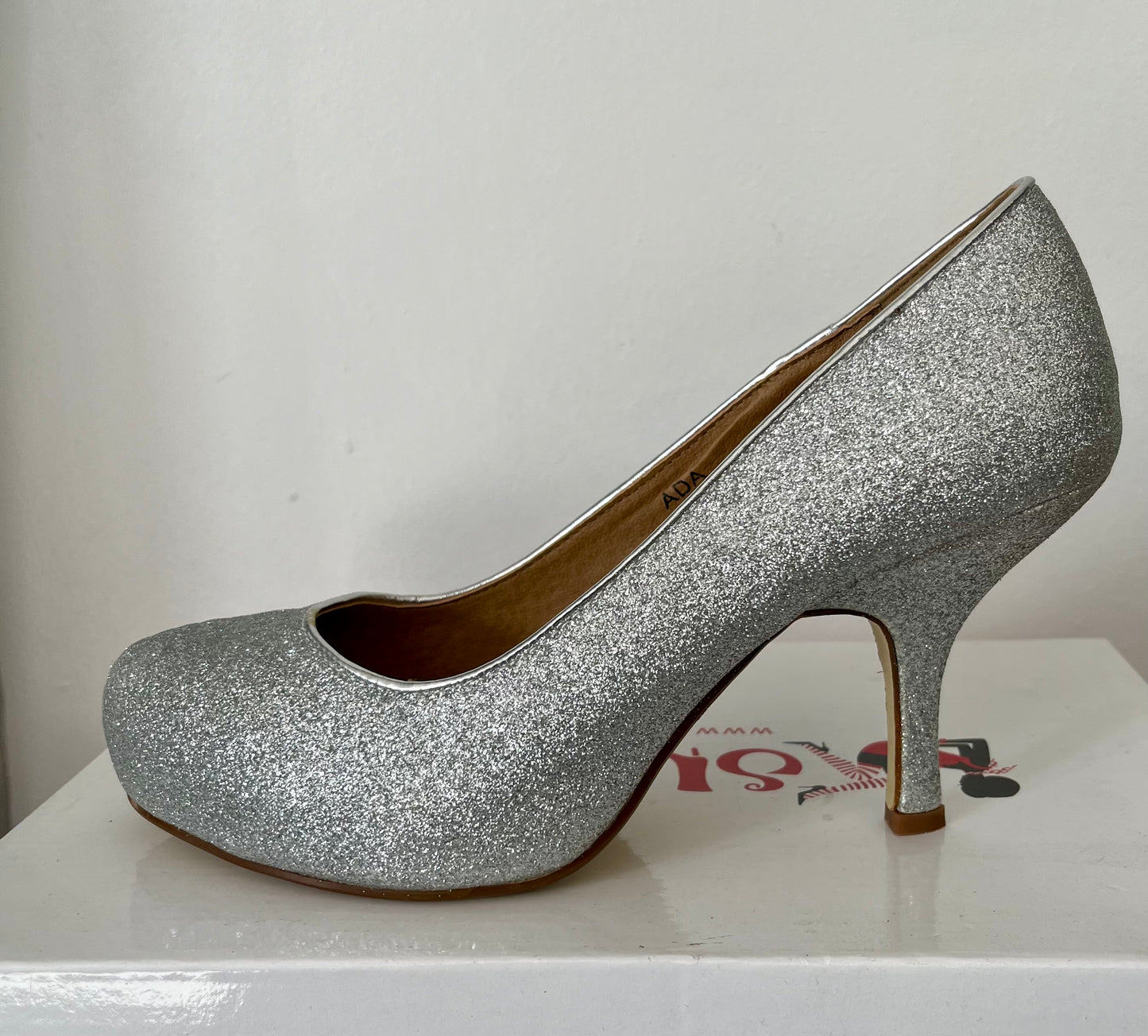 Ajvani Silver Heel Size 5