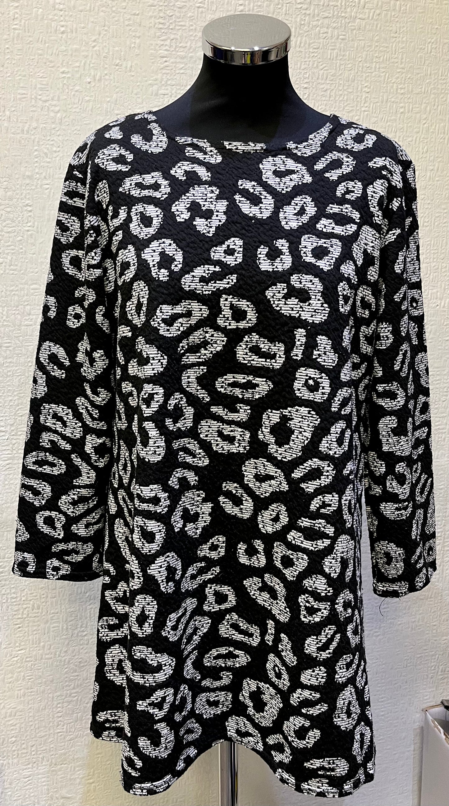 Kate Lilly Jumper Size 18