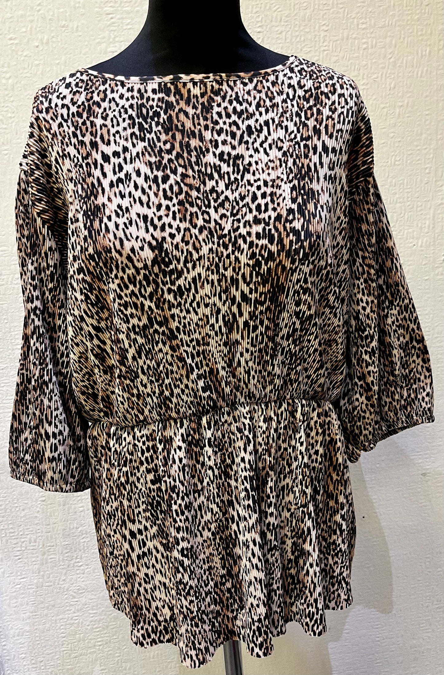 F&F New Top Size 18