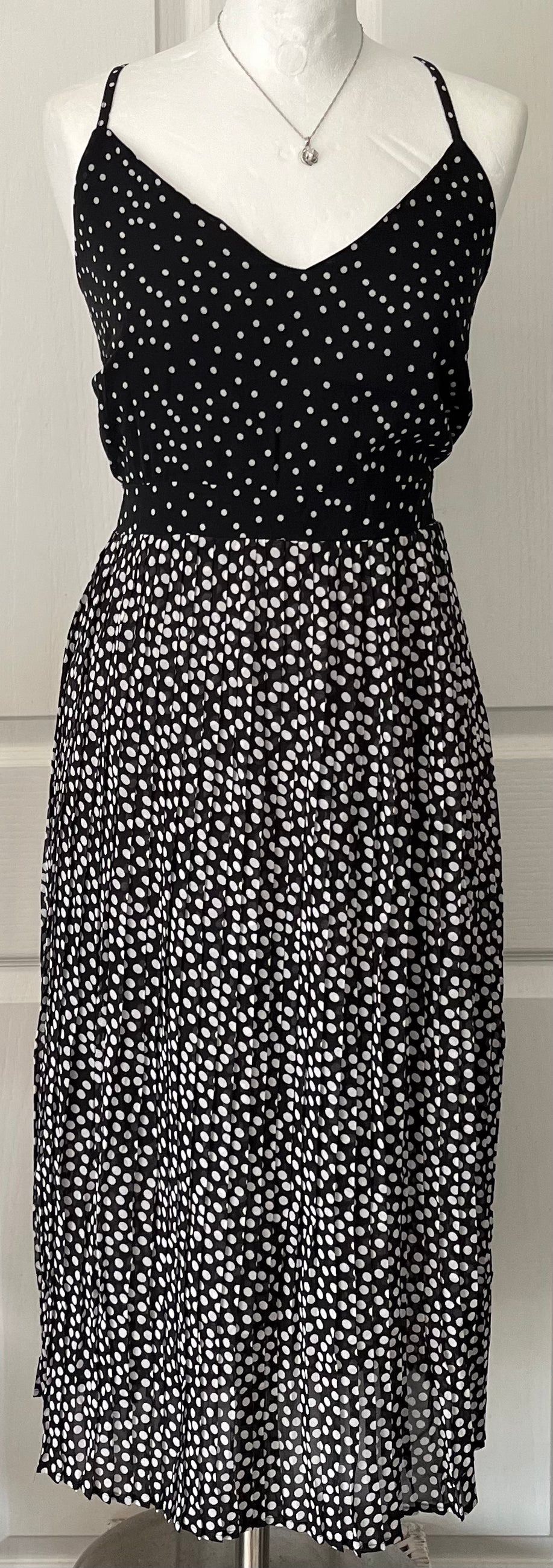 Be You Dotty Pleated Dress Size 14