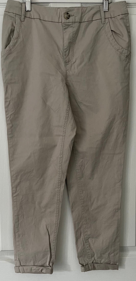 Yours Chino’s Size 14