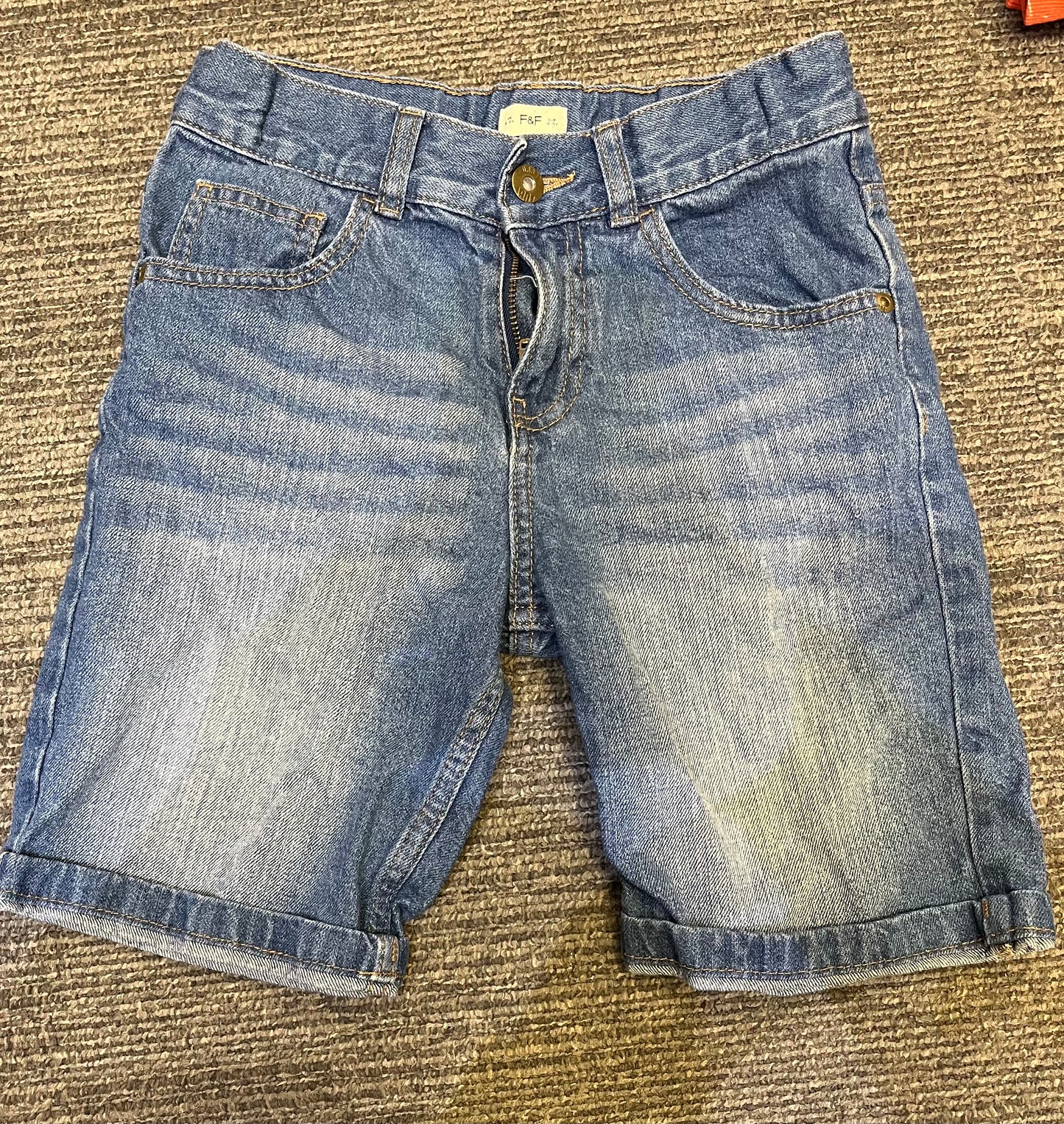 F&F shorts Size 8/9yr