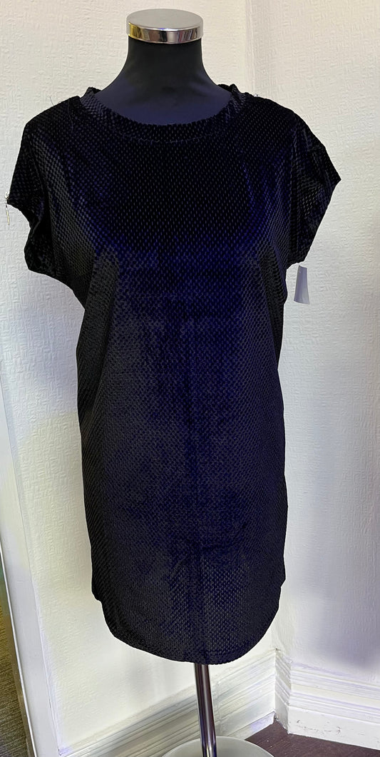 Paramour Dress Size M